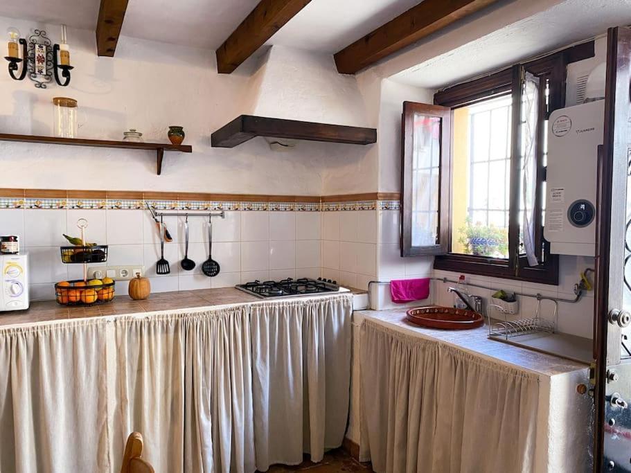Casabenadalid. Casa Rural Con Piscina. Zewnętrze zdjęcie